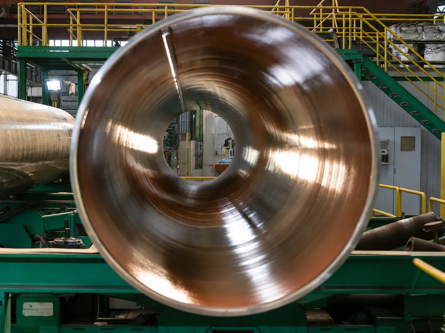 Teamarbeit im Elektrobereich bei MPC in Mülheim an der Ruhr